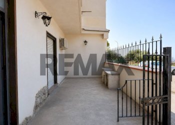 Terrazza - Casa semi indipendente Contrada Ziretto
 
snc, Castelmola - foto 4
