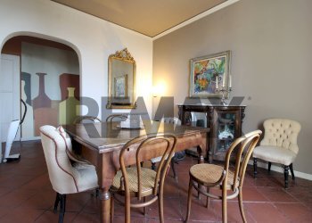 Sala da pranzo - Semi-detached house Via Acque Casse
 
39, Catania - photo 23