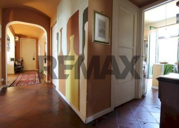 Hall / corridoio - Semi-detached house Via Acque Casse
 
39, Catania - photo 27