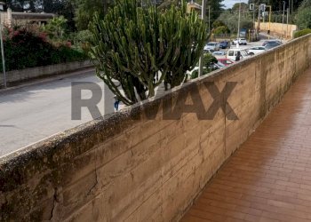 Balcone - Appartamento Via Tenente Cataldo
 
70, Caltagirone - foto 13