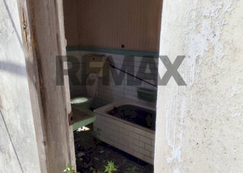 Dispensa di stoccaggio - Independent house Via degli Scalpellini
 
11, Linguaglossa - photo 13