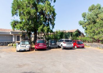 Parcheggio - Villa Via Cavalier Pietro Leonardi
 
10, Viagrande - foto 2