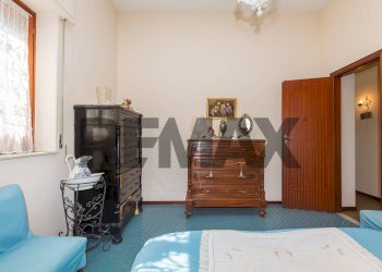 Camera / camera da letto - Villa Via Cavalier Pietro Leonardi
 
10, Viagrande - foto 15