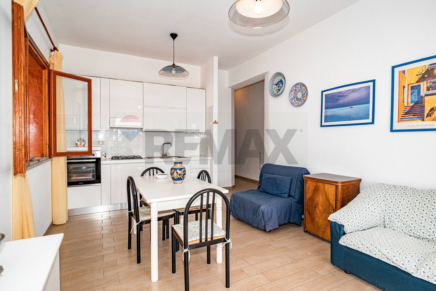 Sala da pranzo - Quadrilocale Contrada Sillemi
 
6, Letojanni - foto 1