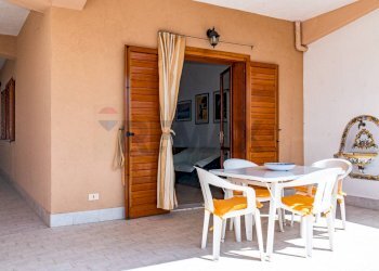 Terrazza - Quadrilocale Contrada Sillemi
 
6, Letojanni - foto 2