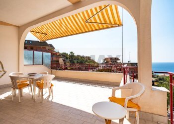 Terrazza - Quadrilocale Contrada Sillemi
 
6, Letojanni - foto 3