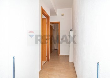 Hall / corridoio - Quadrilocale Contrada Sillemi
 
6, Letojanni - foto 20