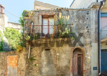 Casa all\'aperto - Independent house Via Rocca
 
10-12, Randazzo - photo 1