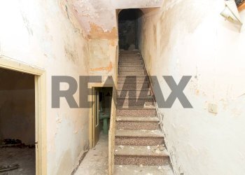 Scale - Independent house Via Rocca
 
10-12, Randazzo - photo 14