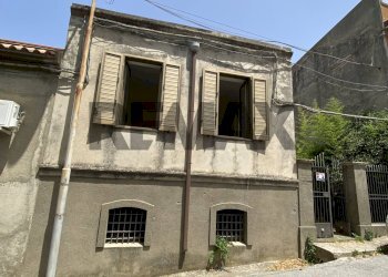 Casa all\'aperto - Villa Via Mannella
 
15, Spadafora - foto 1