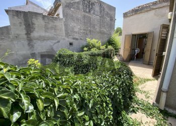 Giardino - Villa Via Mannella
 
15, Spadafora - foto 16