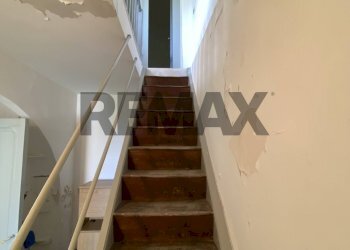 Scale - Villa Via Mannella
 
15, Spadafora - foto 19