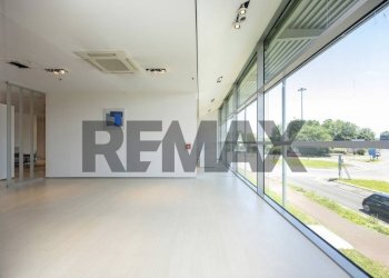 Stanza vuota - Commercial Premises Via Portico
 
65, Orio al Serio - photo 4