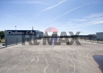Edificio all\'aperto - Commercial Premises Via Portico
 
65, Orio al Serio - photo 32