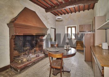 Sala da pranzo - Casa semi indipendente Frazione Gello Biscardo
13, Castiglion Fibocchi - foto 2