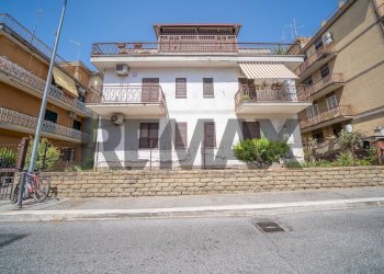 Edificio all\'aperto - Bilocale Via Castelplanio
18, Roma - foto 4