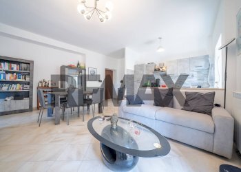 Sala da pranzo - Bilocale Via Castelplanio
18, Roma - foto 43