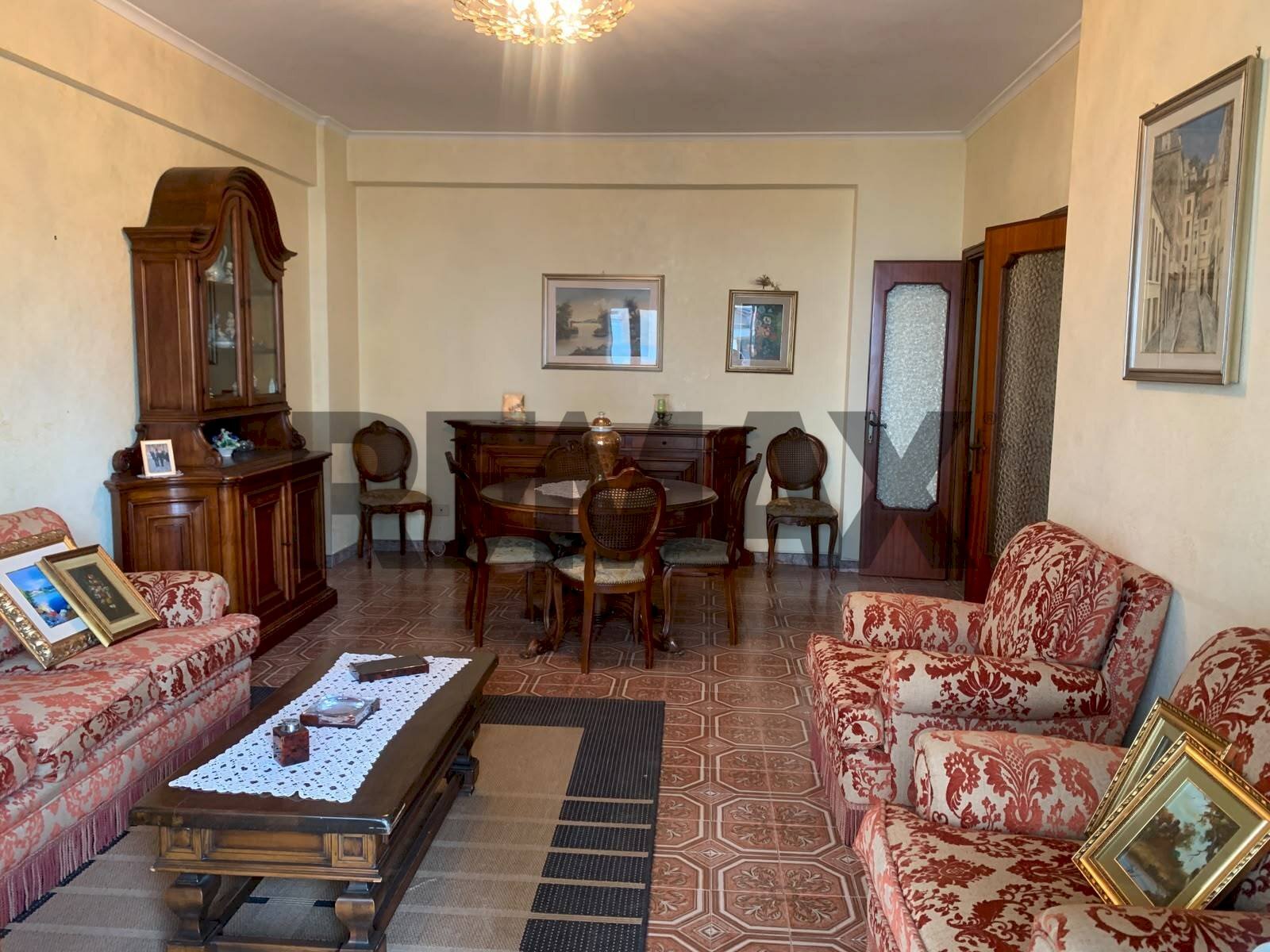 Sala da pranzo - Apartment CORSO PAPA GIOVANNI XXIII
 
19, Aprilia - photo 2
