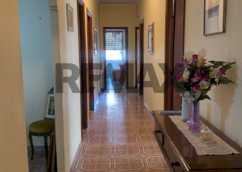 Hall / corridoio - Apartment CORSO PAPA GIOVANNI XXIII
 
19, Aprilia - photo 36