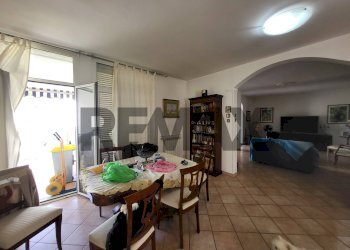 Sala da pranzo - Villa Via Zaccaria Negroni
 
12, Nettuno - photo 15