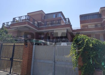 Edificio all\'aperto - Two-room apartment Via Bologna
54, Ardea - photo 2