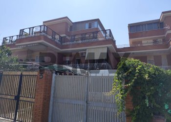 Edificio all\'aperto - Two-room apartment Via Bologna
54, Ardea - photo 4