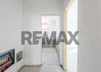 Hall / corridoio - Trilocale Via Resistenza
 
7, Macherio - foto 9