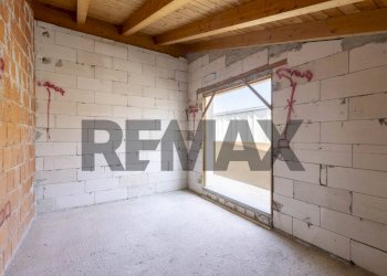 Stanza vuota - Four-room apartment Via Resistenza
 
7, Macherio - photo 17