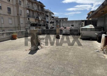 Edificio all\'aperto - Casa indipendente Via Parini
8, Messina - foto 28