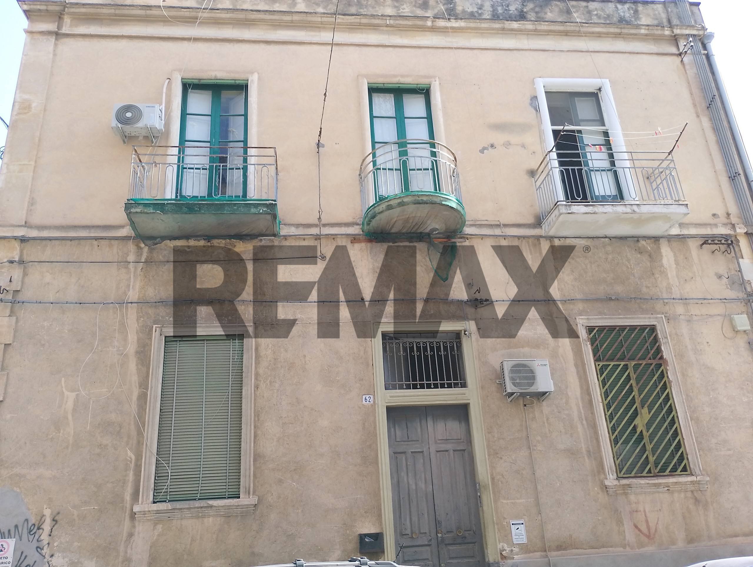 Edificio all\'aperto - Appartamento Via San Paolo
62, Catania - foto 3