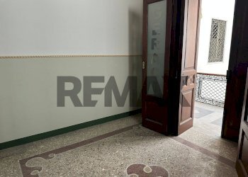 Stanza vuota - Appartamento Via Giacomo Venezian
 
35, Messina - foto 9