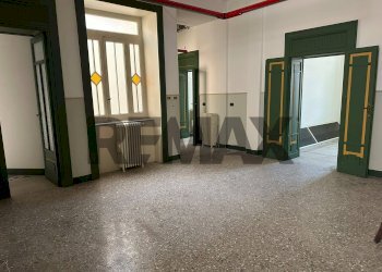 Stanza vuota - Appartamento Via Giacomo Venezian
 
35, Messina - foto 10