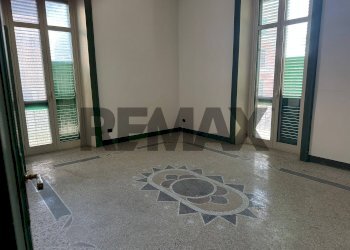 Stanza vuota - Appartamento Via Giacomo Venezian
 
35, Messina - foto 17