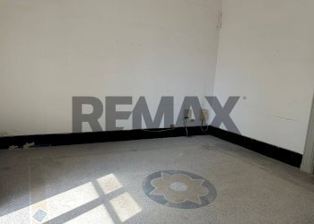 Stanza vuota - Appartamento Via Giacomo Venezian
 
35, Messina - foto 33