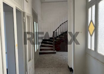 Hall / corridoio - Appartamento Via Giacomo Venezian
 
35, Messina - foto 54