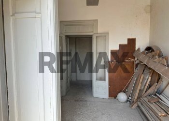 Hall / corridoio - Appartamento Via Giacomo Venezian
 
35, Messina - foto 58