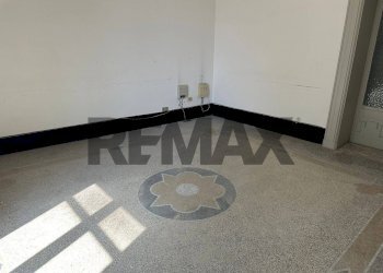 Stanza vuota - Appartamento Via Giacomo Venezian
 
35, Messina - foto 61