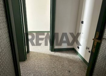 Stanza vuota - Appartamento Via Giacomo Venezian
 
35, Messina - foto 70