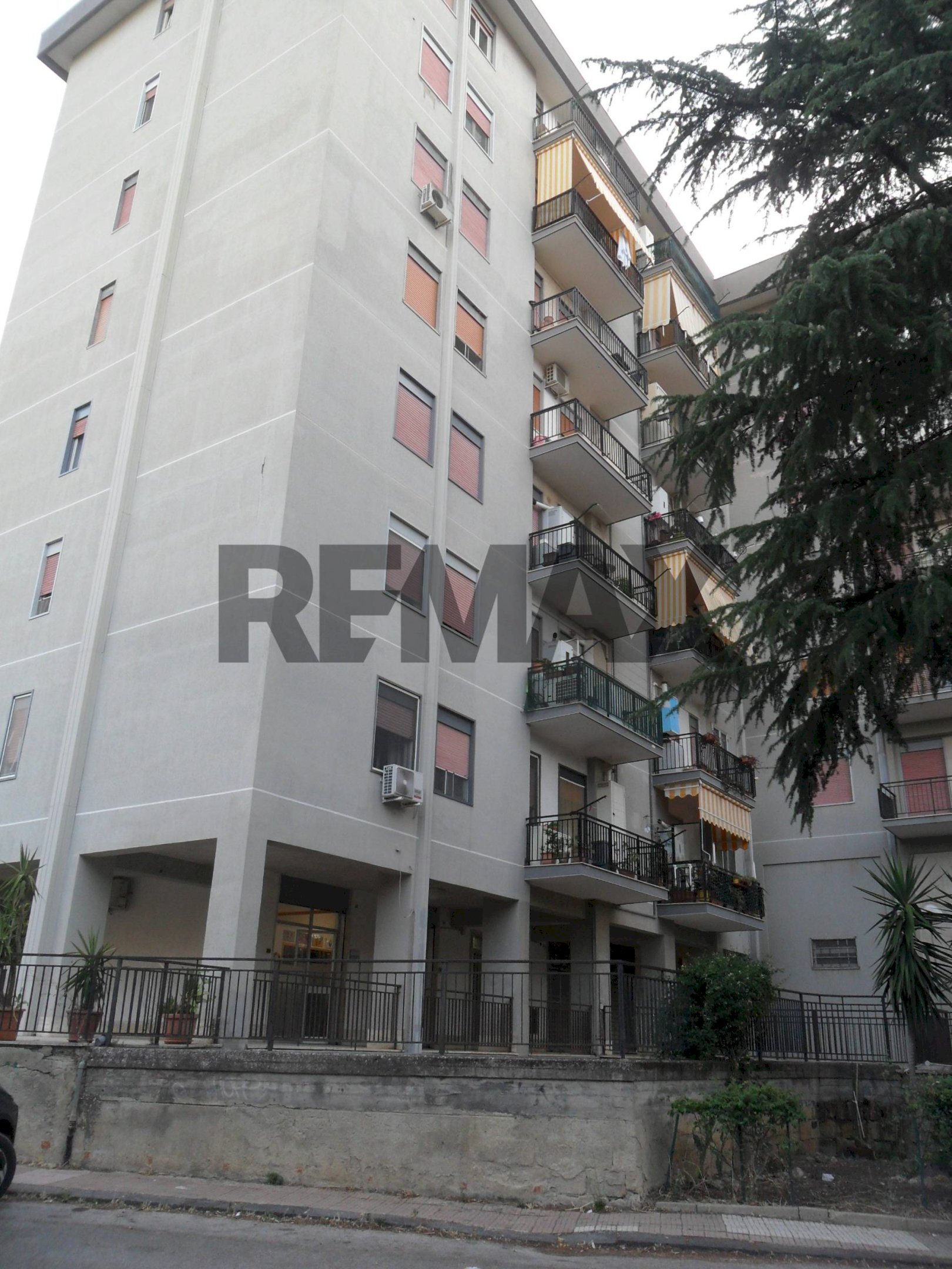 Edificio all\'aperto - Appartamento Via Luisa Moncada
 
56, Caltanissetta - foto 1