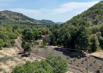 Vista delle montagne - Terreno edificabile via Alfredo Maria Mazzei
36, Nicolosi - foto 12