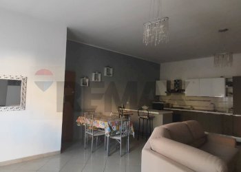 Sala da pranzo - Casa semi indipendente VIA NAZIONALE
 
109, San Michele di Ganzaria - foto 9