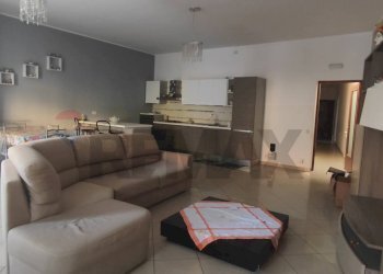 Soggiorno - Casa semi indipendente VIA NAZIONALE
 
109, San Michele di Ganzaria - foto 10