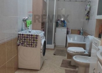 Bagno - Casa semi indipendente VIA NAZIONALE
 
109, San Michele di Ganzaria - foto 17