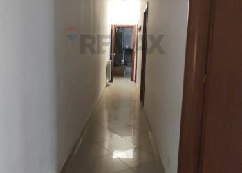 Hall / corridoio - Casa semi indipendente VIA NAZIONALE
 
109, San Michele di Ganzaria - foto 21