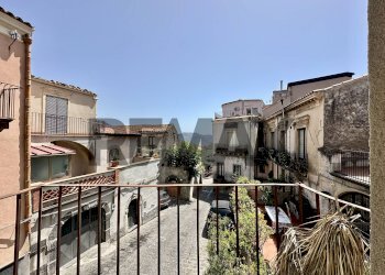 Balcone - Independent house via Federico Secondo
 
14, Castiglione di Sicilia - photo 6
