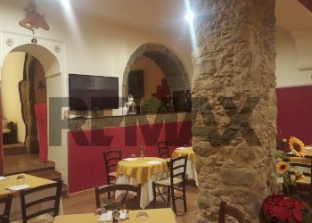 Sala da pranzo - Independent house via Federico Secondo
 
14, Castiglione di Sicilia - photo 21