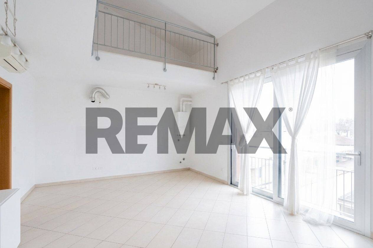 Stanza vuota - Three-room apartment VIA GONZAGA
14, Viadana - photo 3