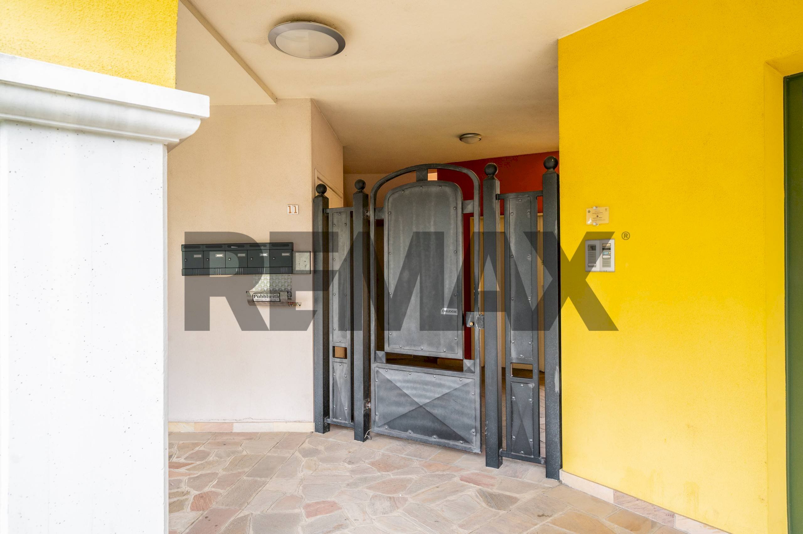 Edificio all\'aperto - Trilocale Via Villa Del Veneziano
11, Viadana - foto 2