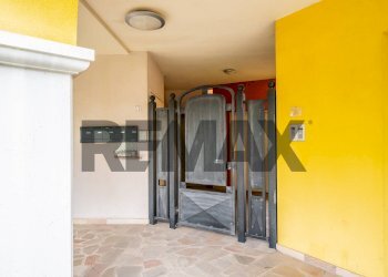 Edificio all\'aperto - Trilocale Via Villa Del Veneziano
 
11, Viadana - foto 2