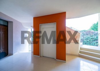 Stanza vuota - Trilocale Via Villa Del Veneziano
 
11, Viadana - foto 7